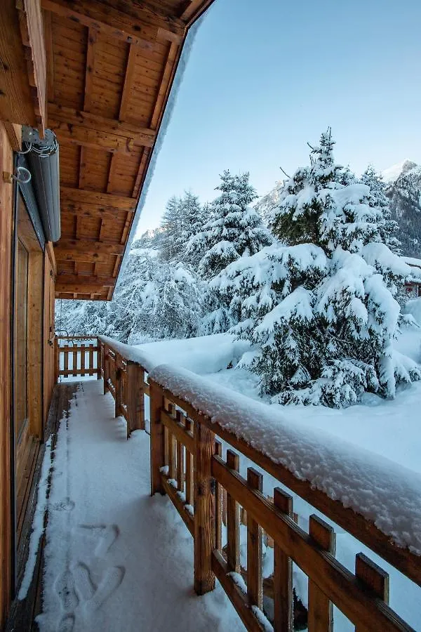 Chalet Trois Bois - Alpes Travel - Les Houches - Sleeps 8 0*,  France