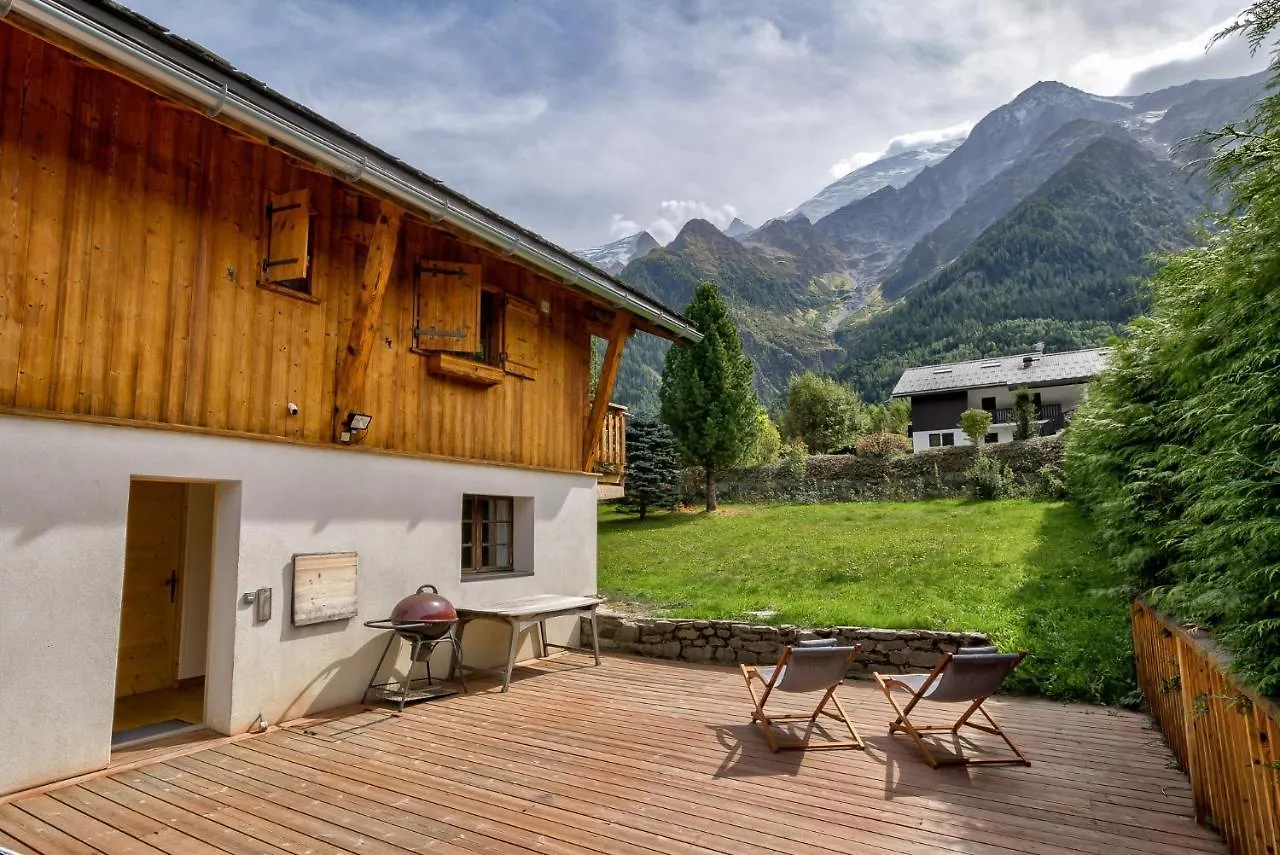 Chalet Trois Bois - Alpes Travel - Les Houches - Sleeps 8
